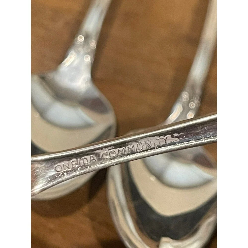 6 Silver-plated FREDERICKSBURG cereal spoons